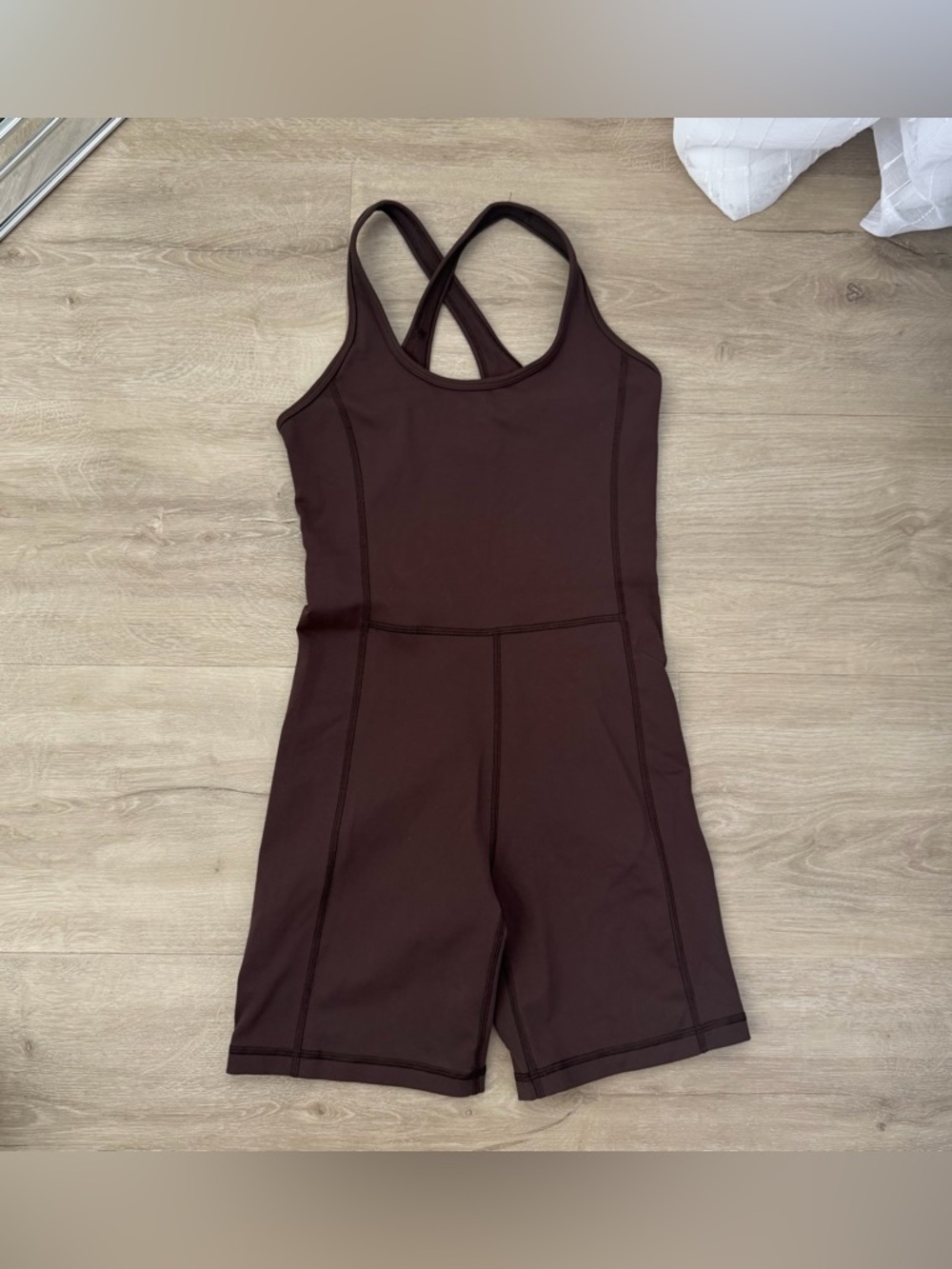 Aritzia TnAction TNALIFE™ SURGE ROMPER Rich Mocha Brown Romper